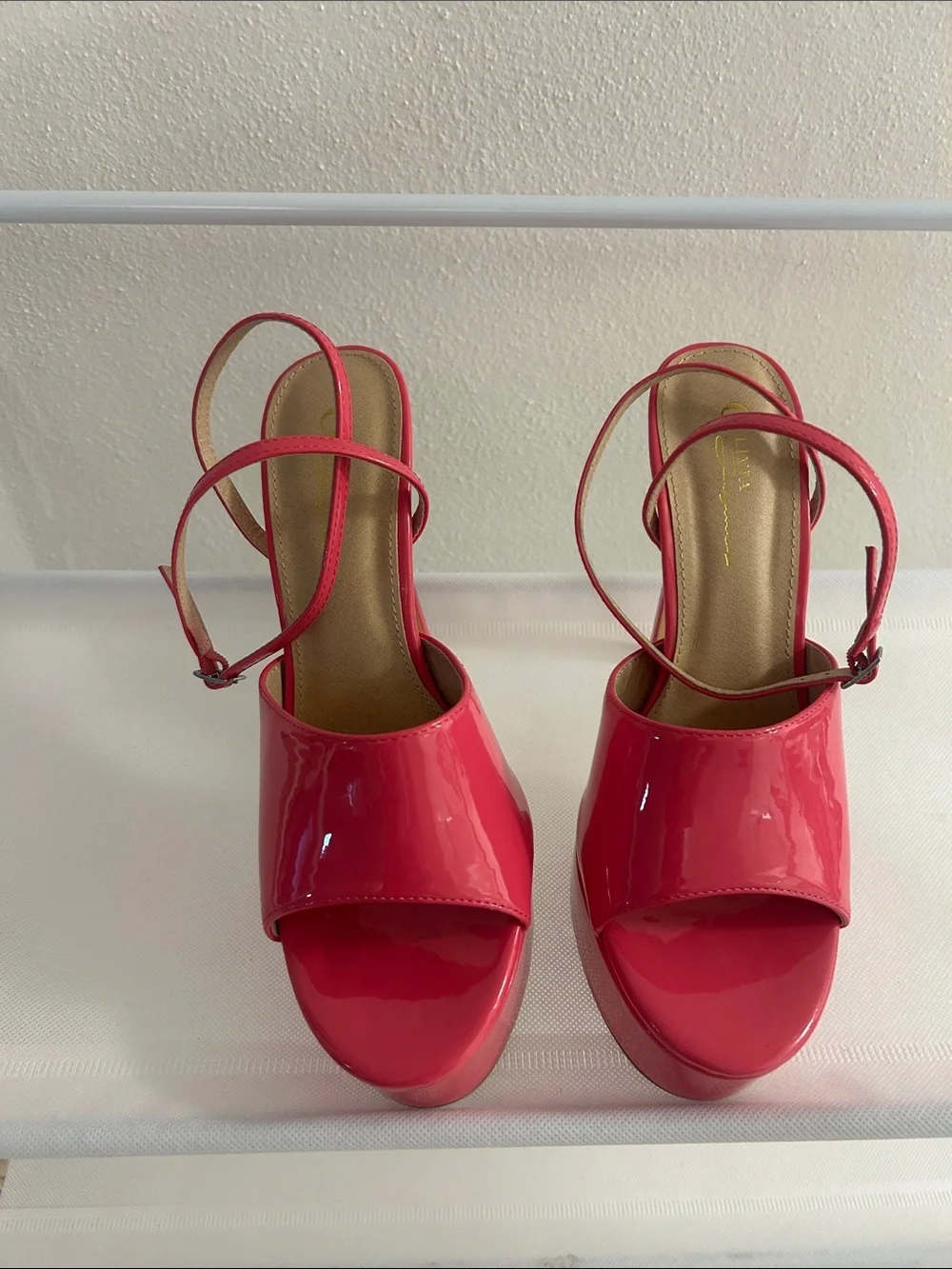 Patent pink Platform Sandals with Ankle Straps